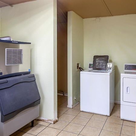 Quality Inn Midtown Savannah Exteriör bild