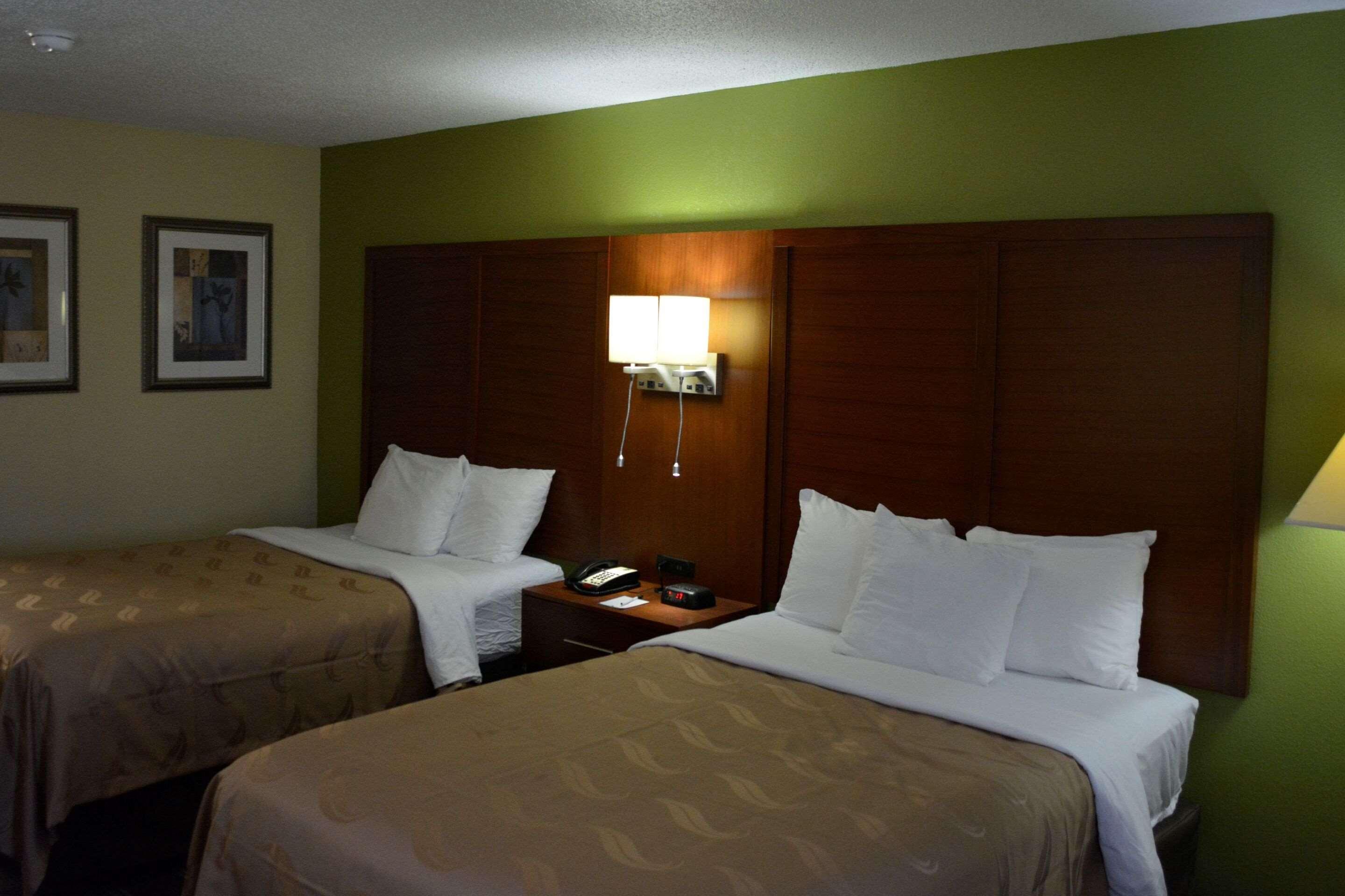 Quality Inn Midtown Savannah Exteriör bild