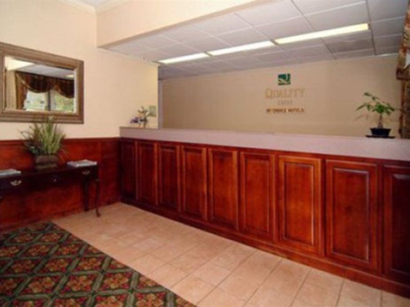 Quality Inn Midtown Savannah Exteriör bild