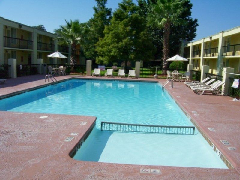 Quality Inn Midtown Savannah Exteriör bild