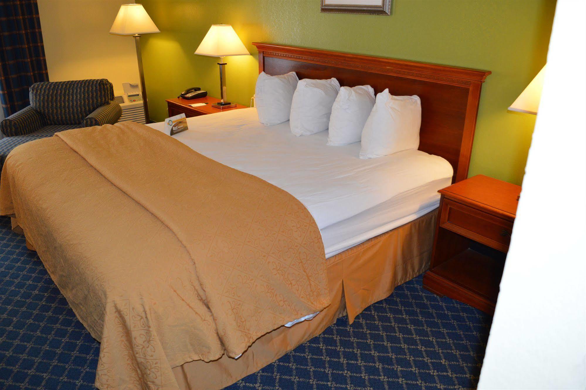 Quality Inn Midtown Savannah Exteriör bild
